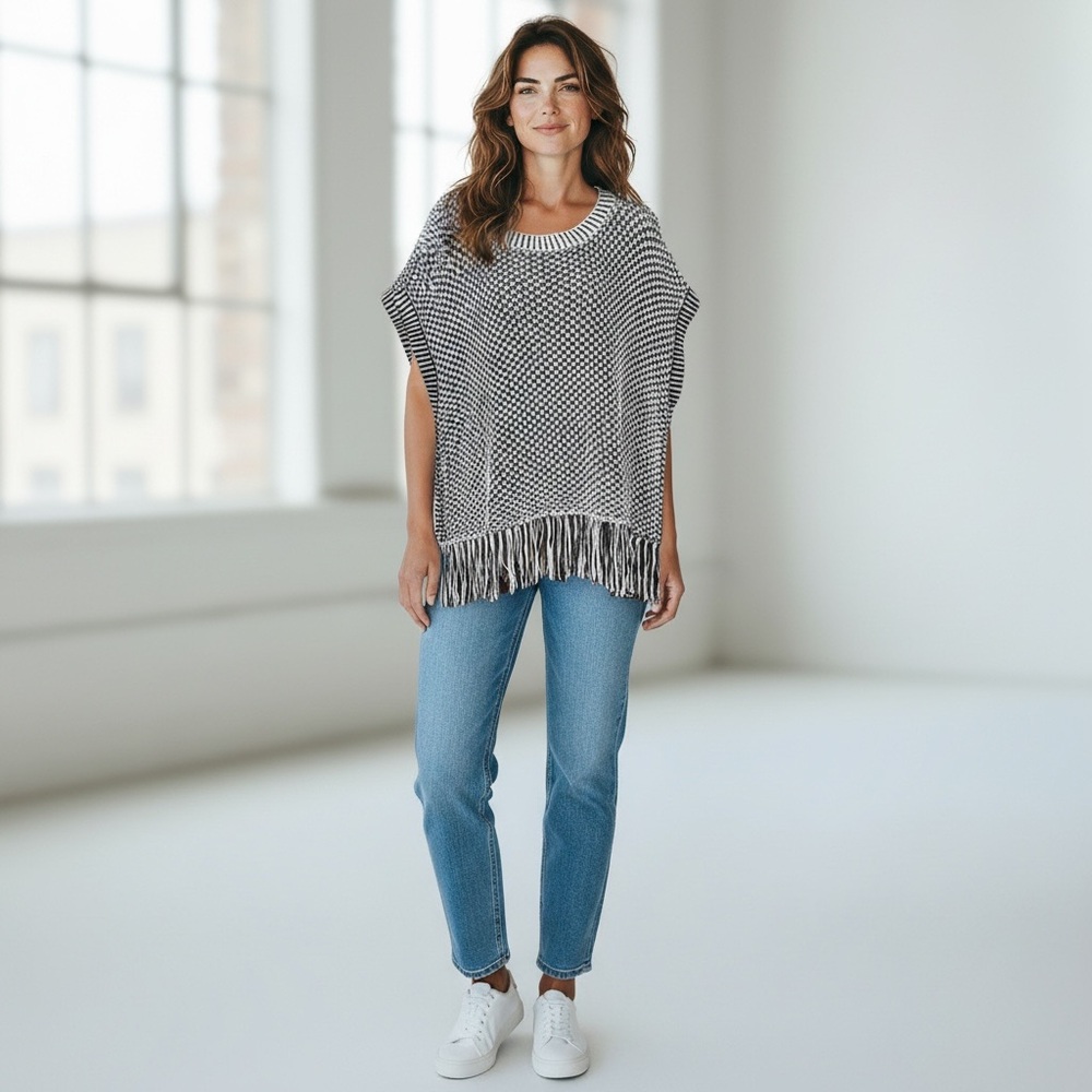 Lou & Grey Navy And Ivory‎ Chunky Fringe Poncho